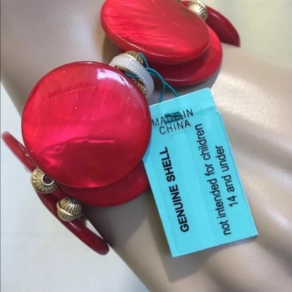 Set of two Spring Street genuine shell bracelets in Red - Picture 3 of 3